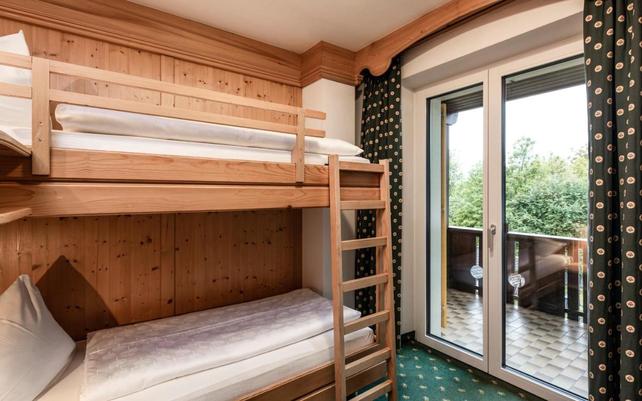 Ferien & Wellnesshotel Windschar Brunico Exterior photo