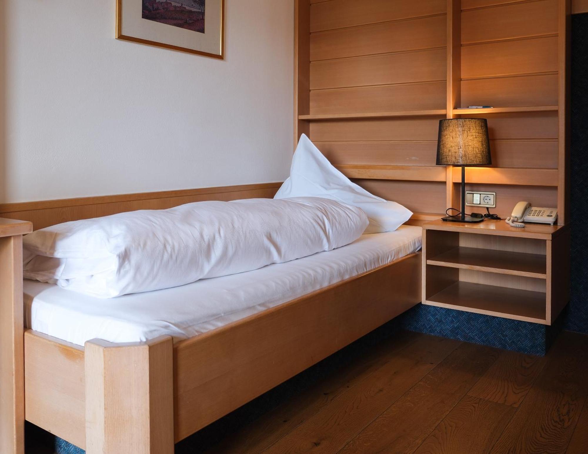 Ferien & Wellnesshotel Windschar Brunico Exterior photo